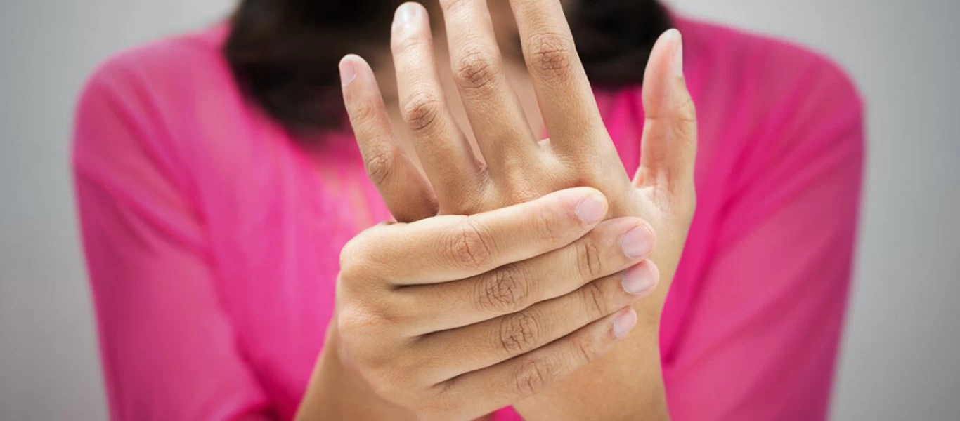 Τα 10+2 πρώιμα συμπτώματα της ρευματοειδούς αρθρίτιδας